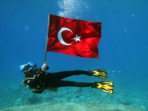 Türkiye’nin Tüm İllerinden Misafirler İçin Tüplü Dalış Deneyimi